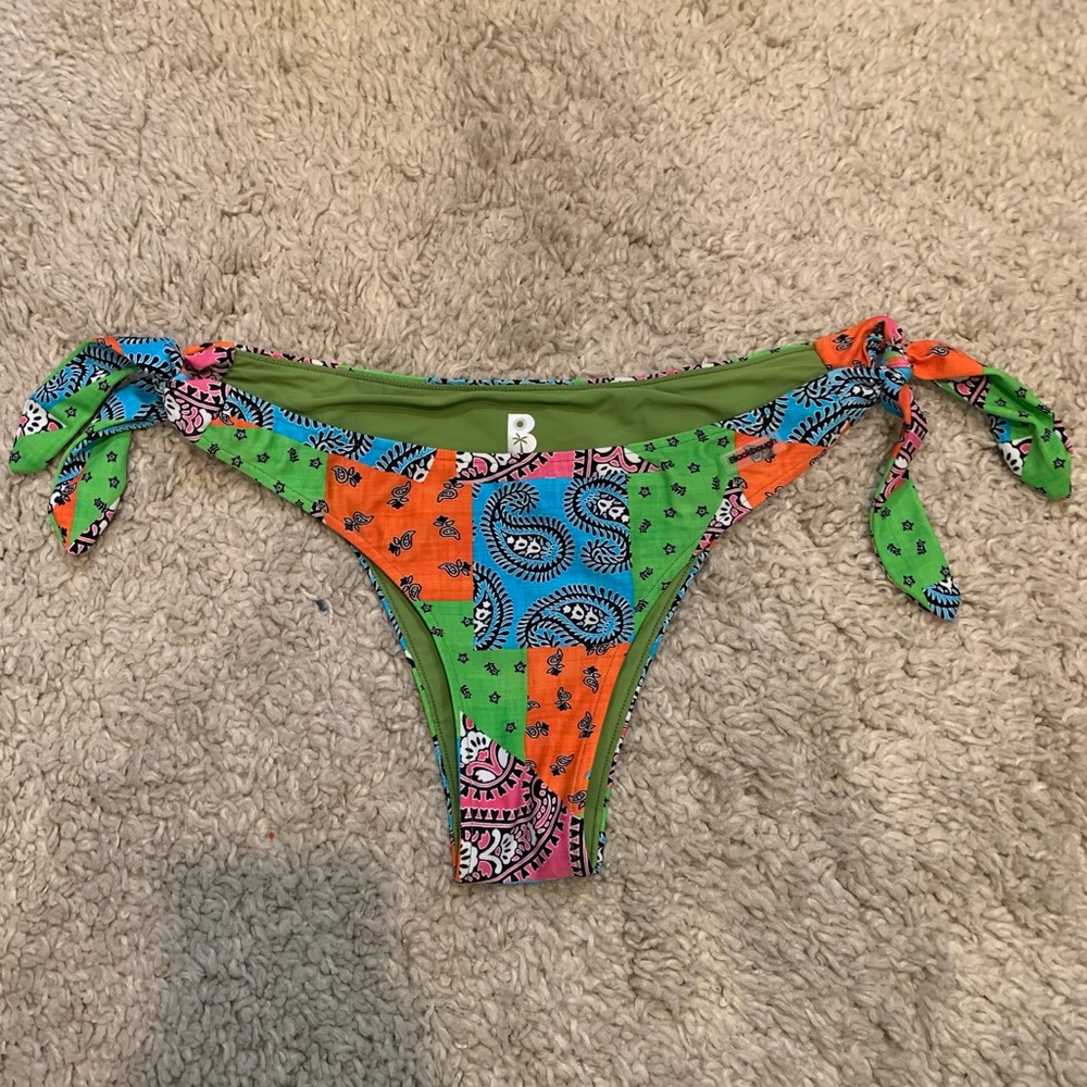 BLACKBOUGH - JUICY PATCH TIE BOTTOMS